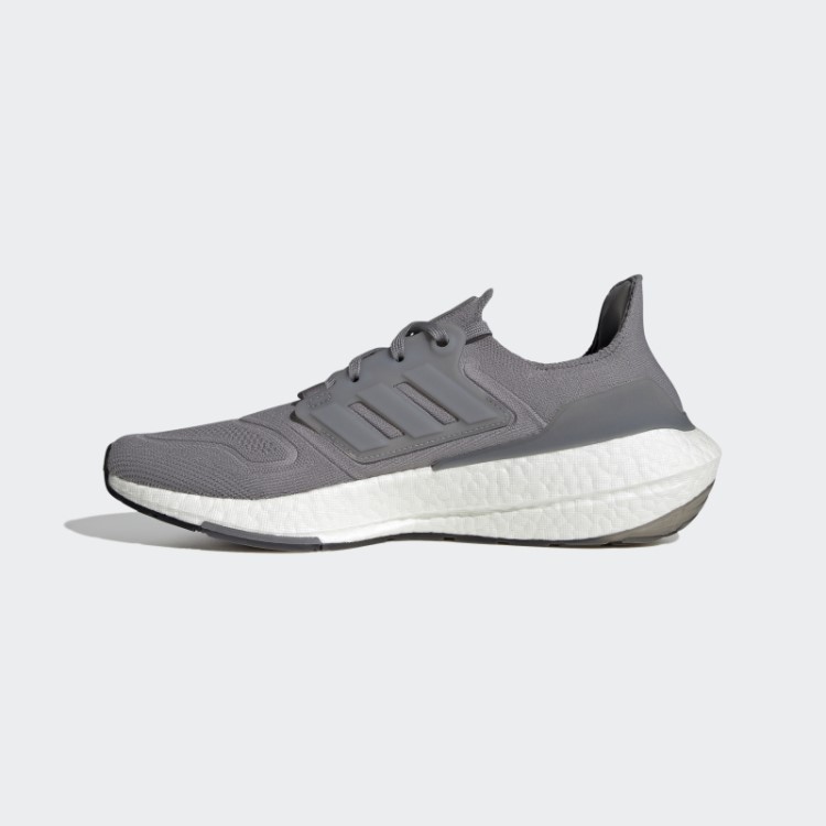Tênis Adidas Ultraboost Cinza 22