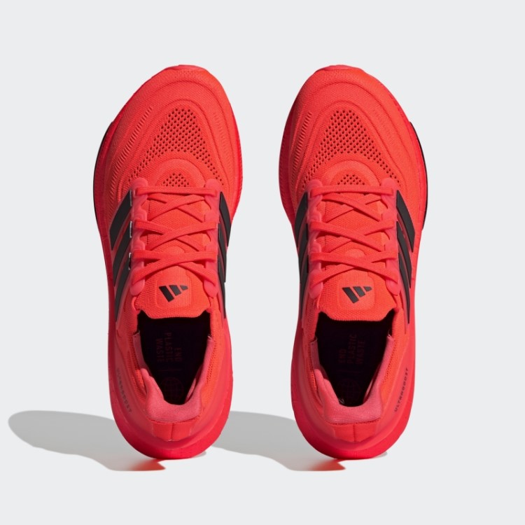 Sapatos Leves Metálicos Adidas Ultraboost