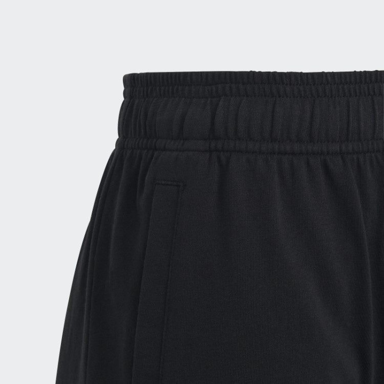 Bermuda Preta De Algodão Adidas Essentials Com Logo Grande