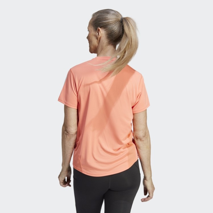 Adidas é Dona Da Camiseta Run Coral