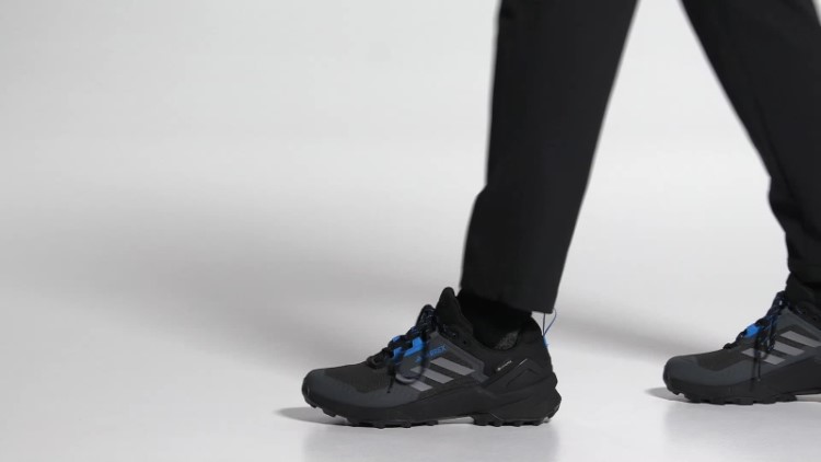 Tênis De Caminhada Terrex Swift R3 Gore-tex Preto Adidas