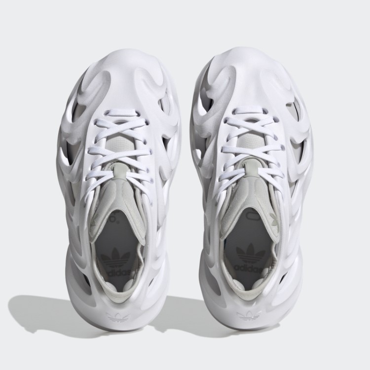 Elegante Sapato Adidas Adifom Q Cinza