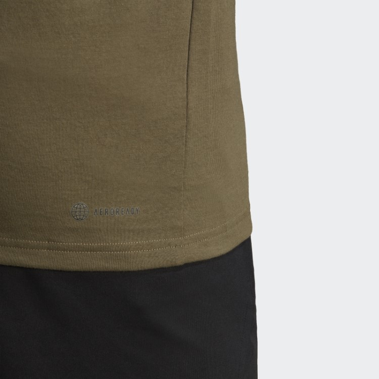 Camiseta De Treino Com Logo Sazonal Train Essentials Olive Adidas