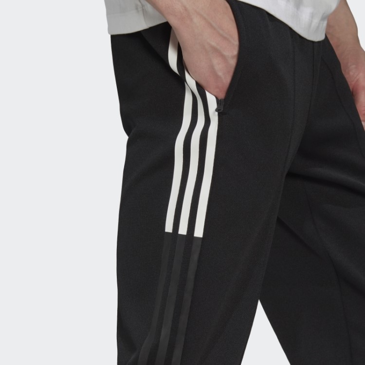 Calça Jogger Preta Com As Três Listras Adidas