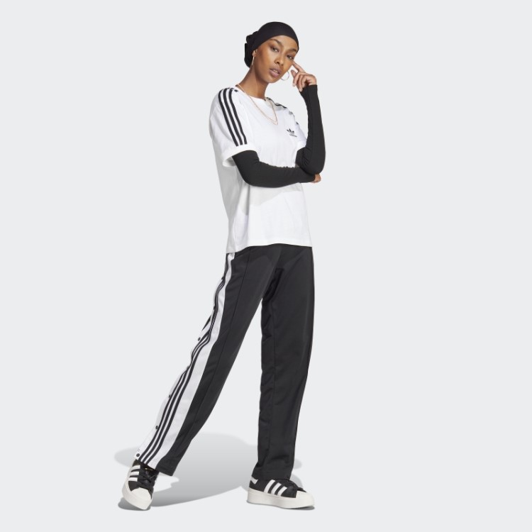 Camiseta Adidas Adicolor White Classics Com As Três Listras
