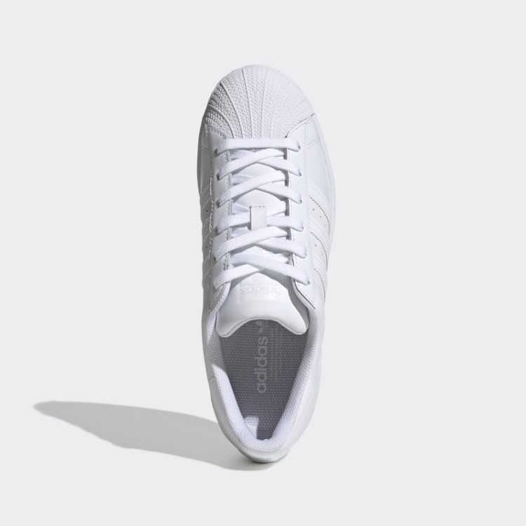 Sapatos Brancos Adidas Superstar Elegantes