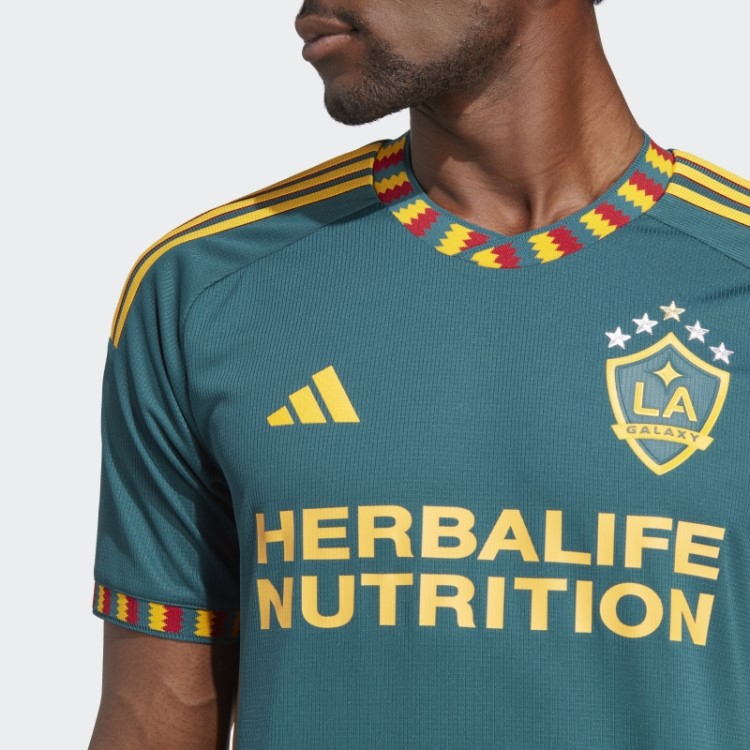 Camisa Verde Misteriosa Adidas La Galaxy 23/24 Away Authentic