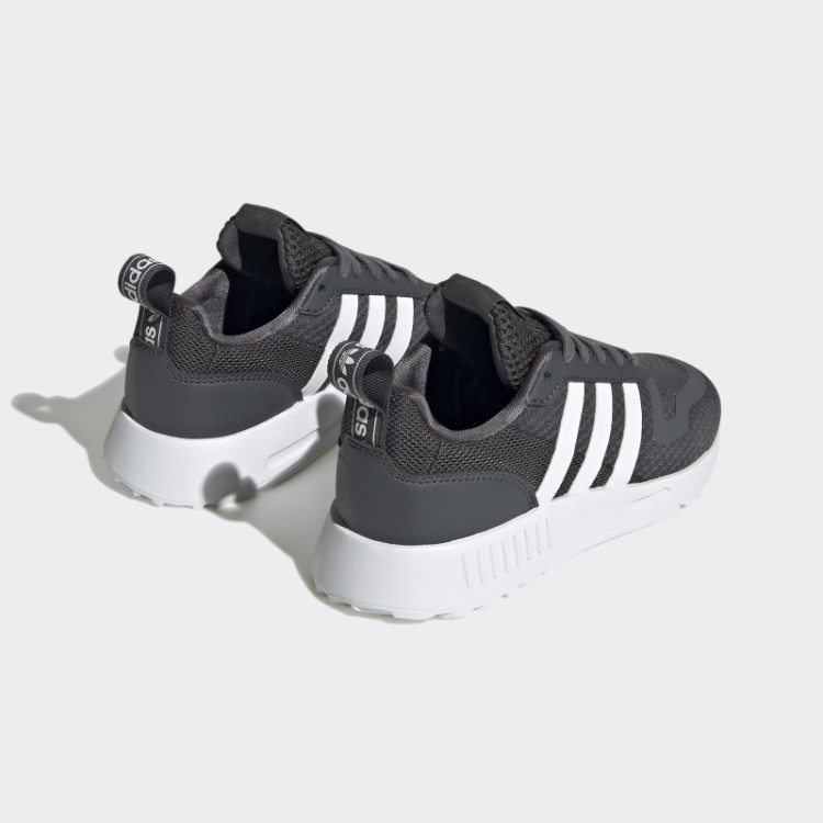 Elegantes Sapatos Pretos Adidas Multix