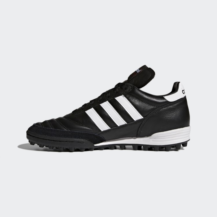 Sapatos Pretos Da Equipe Mundial Adidas