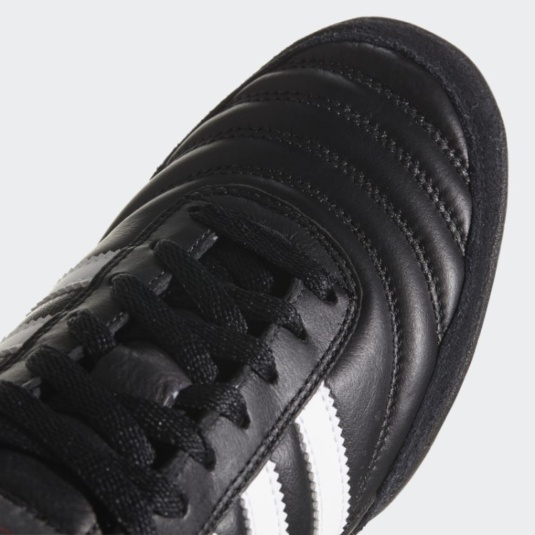 Chuteiras Pretas Da Equipe Mundial Adidas
