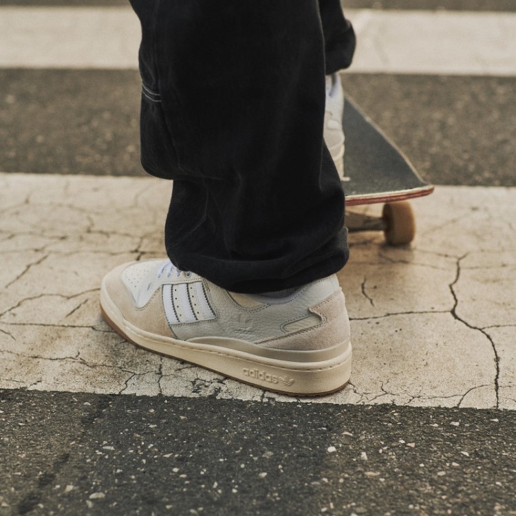 Tênis Branco Forum 84 Low Adv Adidas