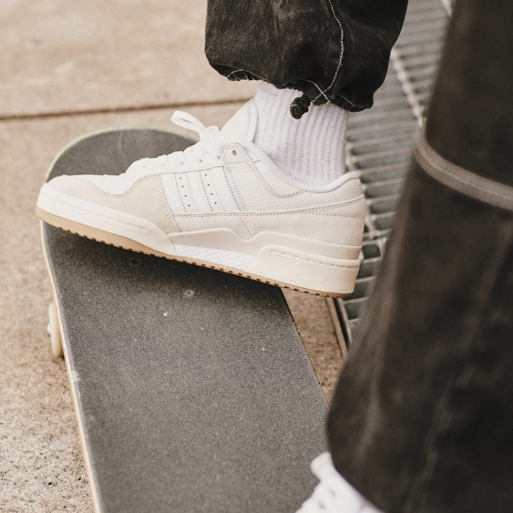 Tênis Branco Forum 84 Low Adv Adidas