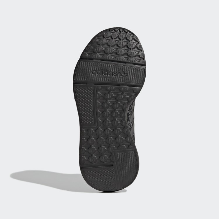 Sapatos Brancos Adidas Swift 22 Quentes