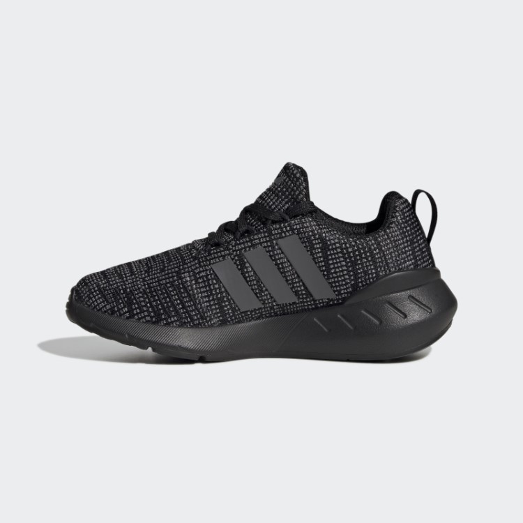 Sapatos Brancos Adidas Swift 22 Quentes