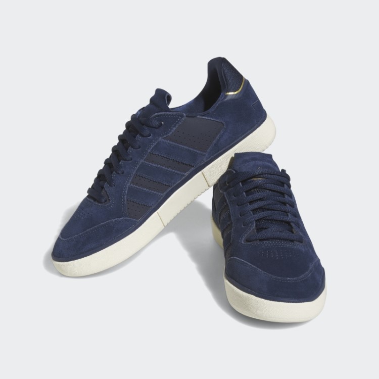 Tênis Baixo Adidas Tyshawn Azul Marinho