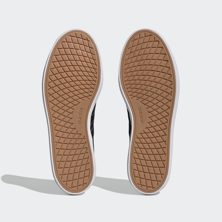 Tênis Adidas Vulc Raid3r Com As Três Listras Pretas
