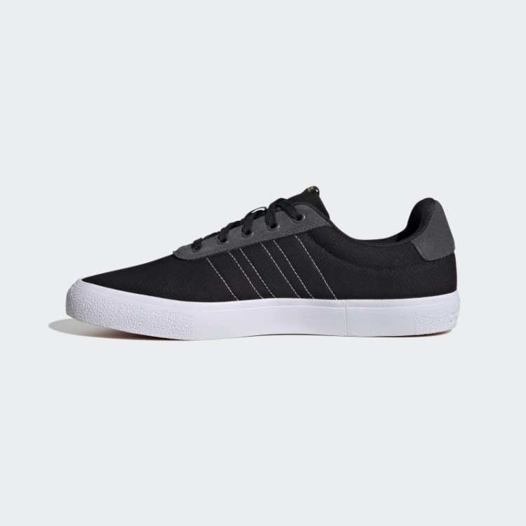 Tênis Adidas Vulc Raid3r Com As Três Listras Pretas