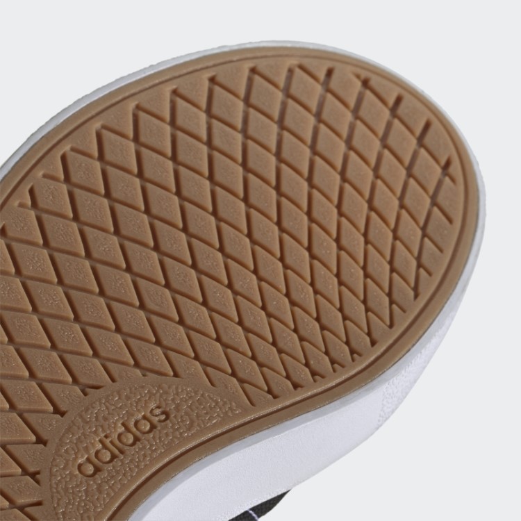 Tênis Adidas Vulc Raid3r Com As Três Listras Pretas