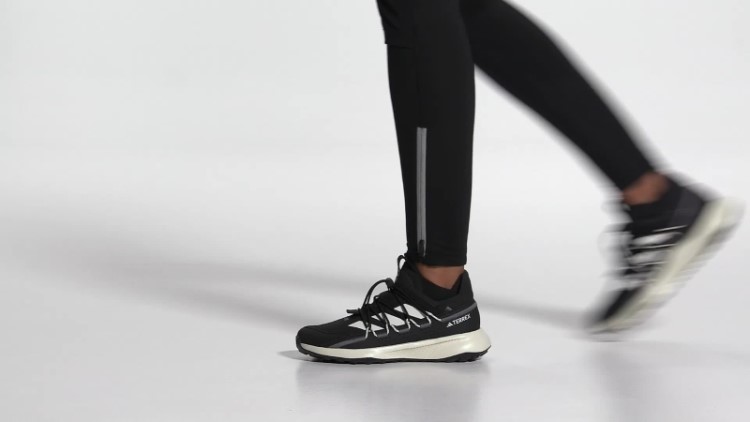 Tênis De Viagem Preto Adidas Terrex Voyager 21