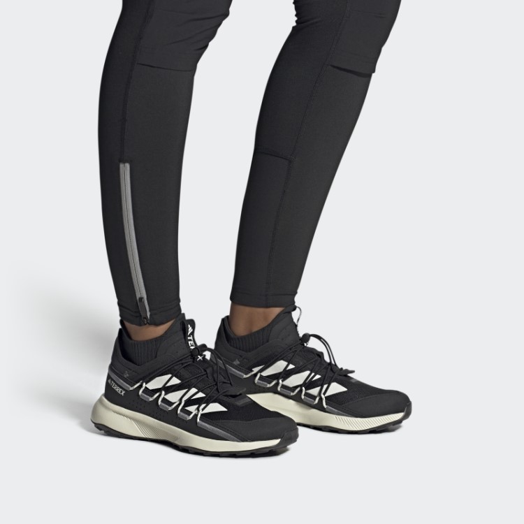 Tênis De Viagem Preto Adidas Terrex Voyager 21