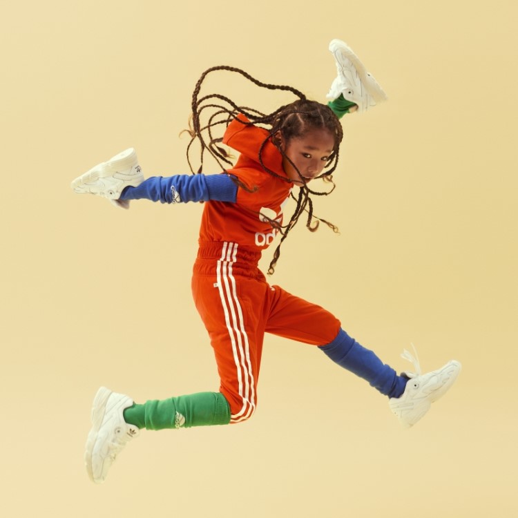 Calça Vermelha Adicolor Sst Adidas
