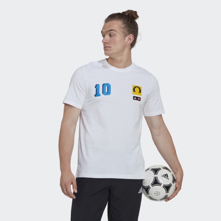 Camiseta Branca Adidas X Lego Com Estampa De Futebol