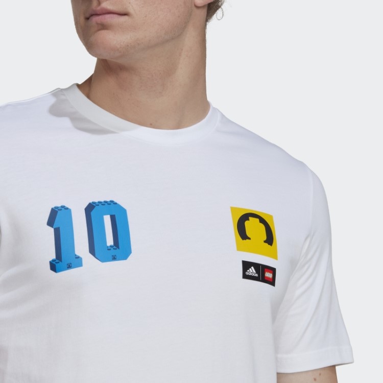 Camiseta Branca Adidas X Lego Com Estampa De Futebol