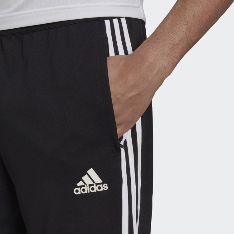 Calça Preta Adidas Aeroready Sereno Slim Com As Três Listras De Corte Afunilado