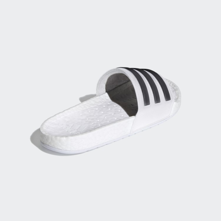 Chinelos Brancos Adidas Adilette Boost