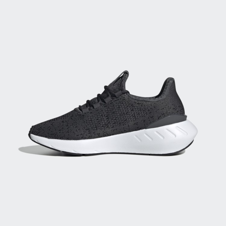 Tênis Swift Run 22 Adidas Cinza