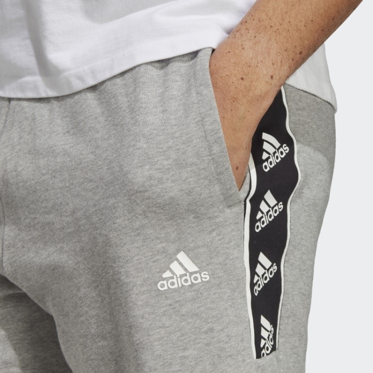 Bermuda Brandlove Cinza Médio Adidas