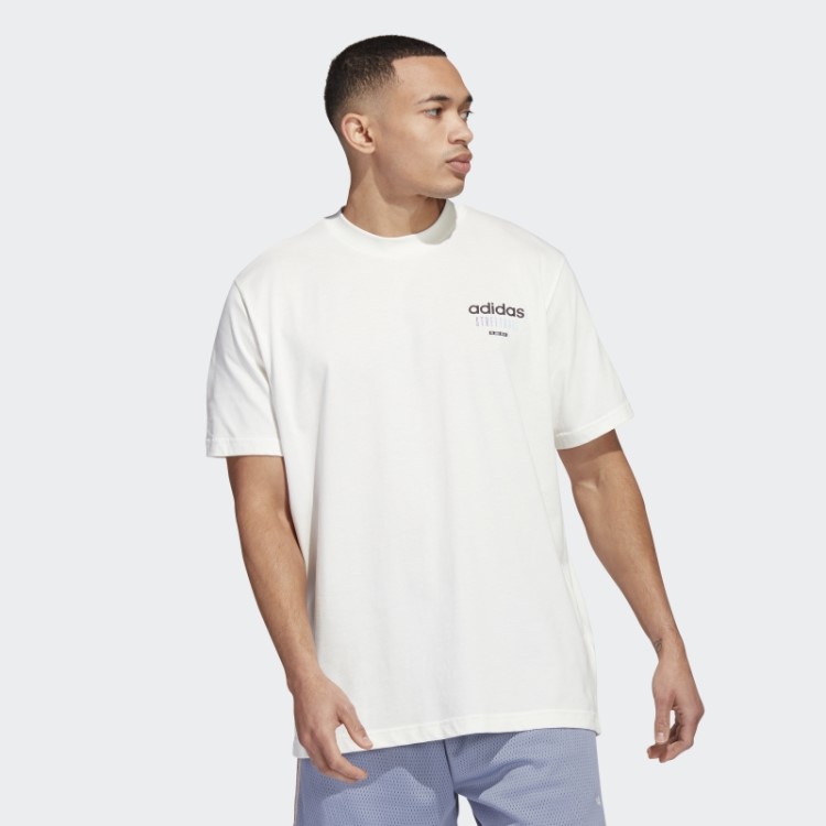 Camiseta Branca Com Estampa Streetball De Basquete Adidas