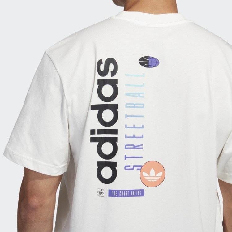 Camiseta Branca Com Estampa Streetball De Basquete Adidas