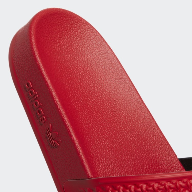 Shmoofoil Slides Escarlate Adidas