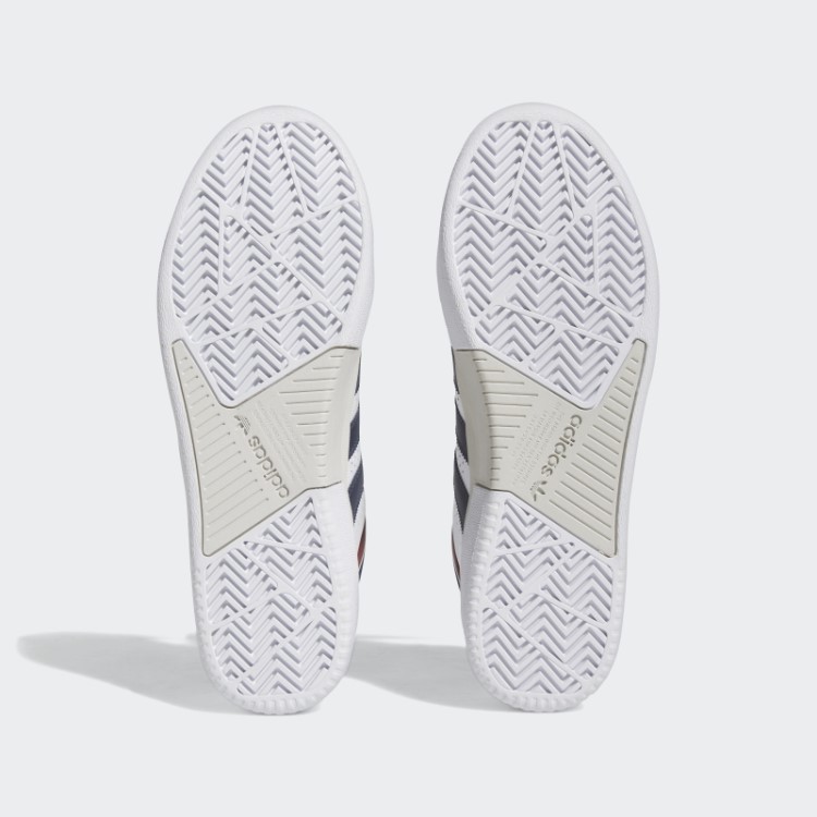 Tênis Branco Tyshawn Adidas
