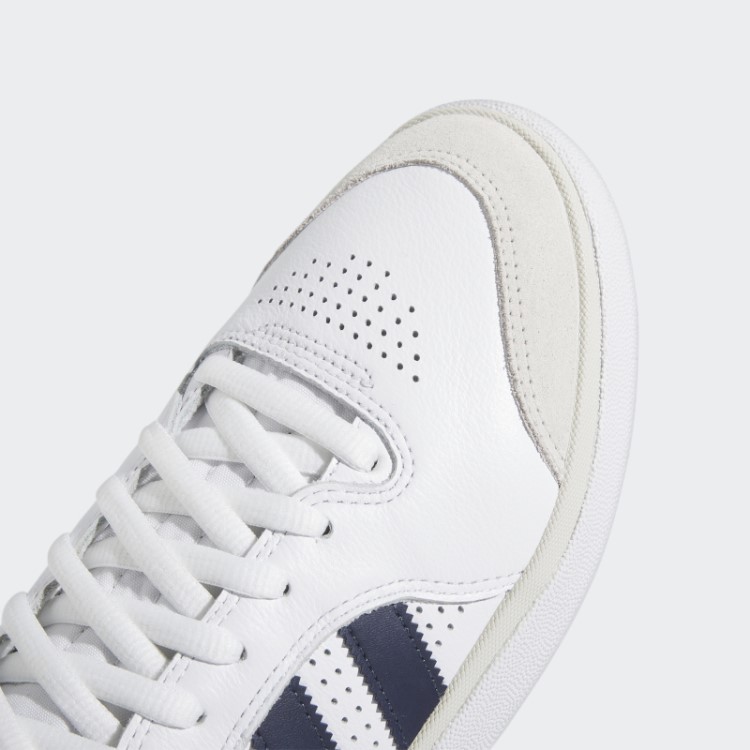 Tênis Branco Tyshawn Adidas