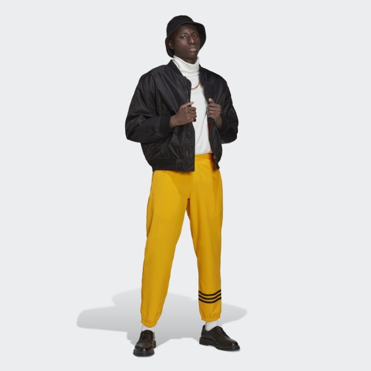 Calça Esportiva Adidas Adicolor Neuclassics Dourada