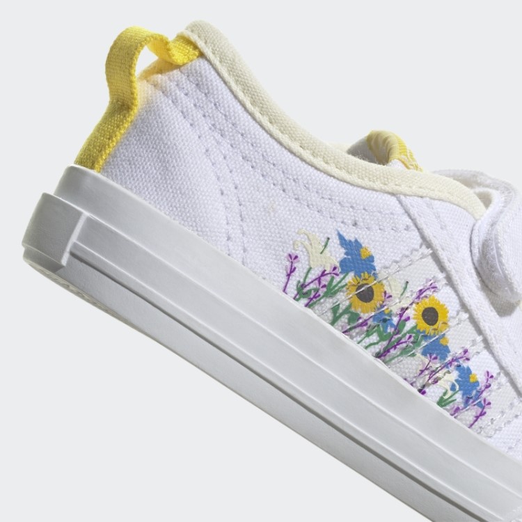 Sapatos Brancos Adidas Nizza