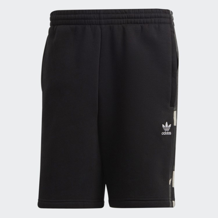 Bermuda Adidas Graphics Camo Com As Três Listras Preta