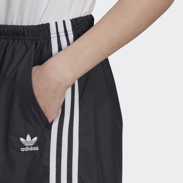 Short Preto Adicolor Classics Ripstop Adidas