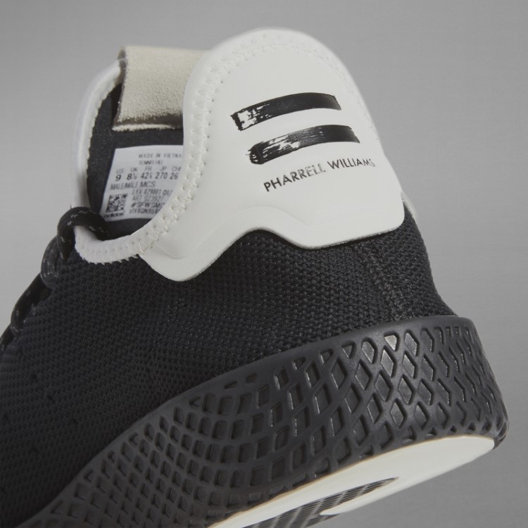 Tênis Preto Adidas Hu