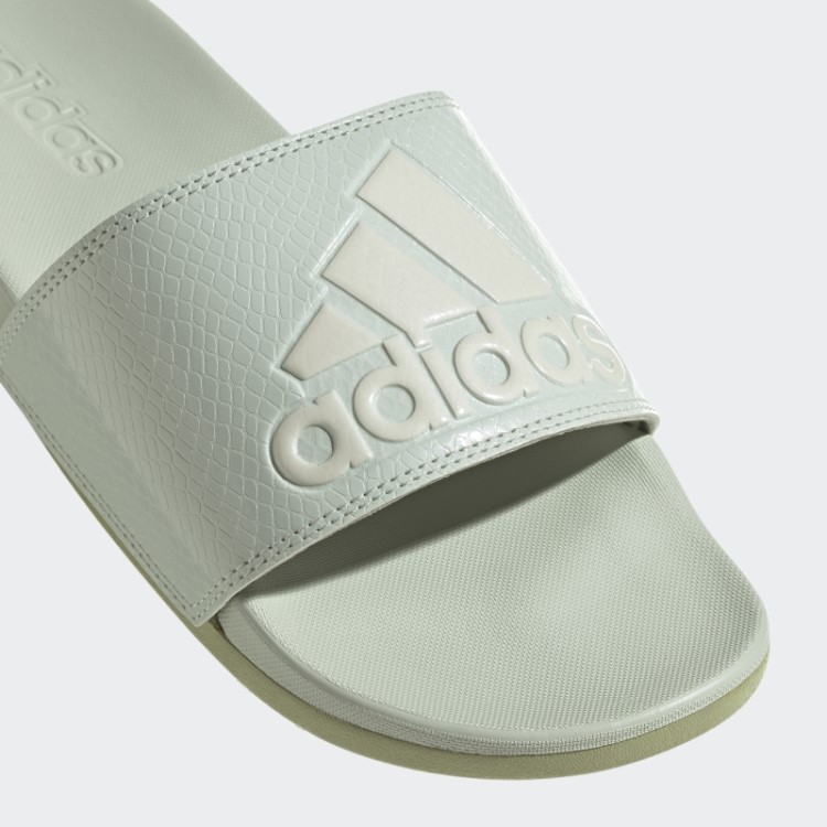 Adilette Comfort Slides Verde Adidas