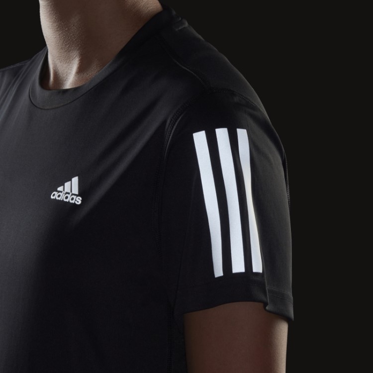 Adidas Possui A Camiseta Preta Run