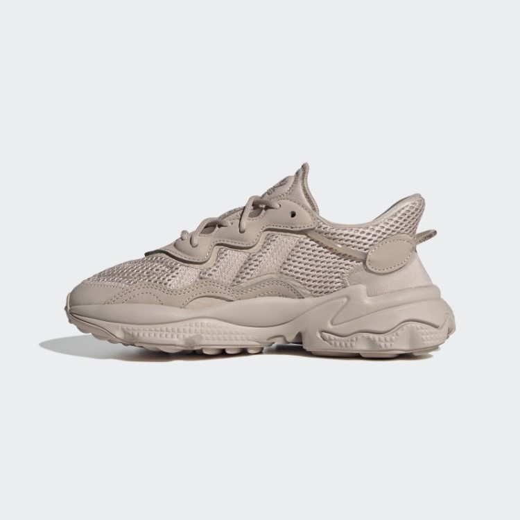 Sapato Taupe Adidas Ozweego