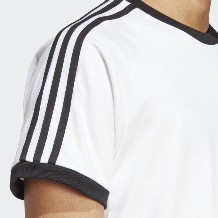 Camiseta Adicolor Classics Com As Três Listras Branca Adidas