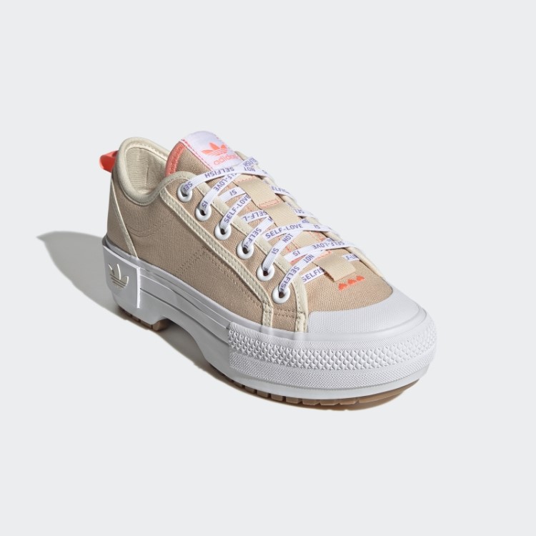 Nizza Trek Tênis Baixo Blush Adidas