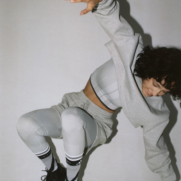 Moletom Cropped Fashion Cinza Médio Adidas By Stella Mccartney Truecasuals