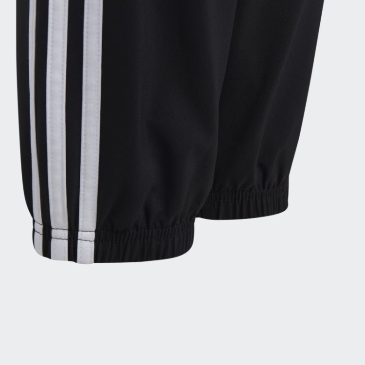 Calça Em Tecido Adidas Black Essentials Com As Três Listras