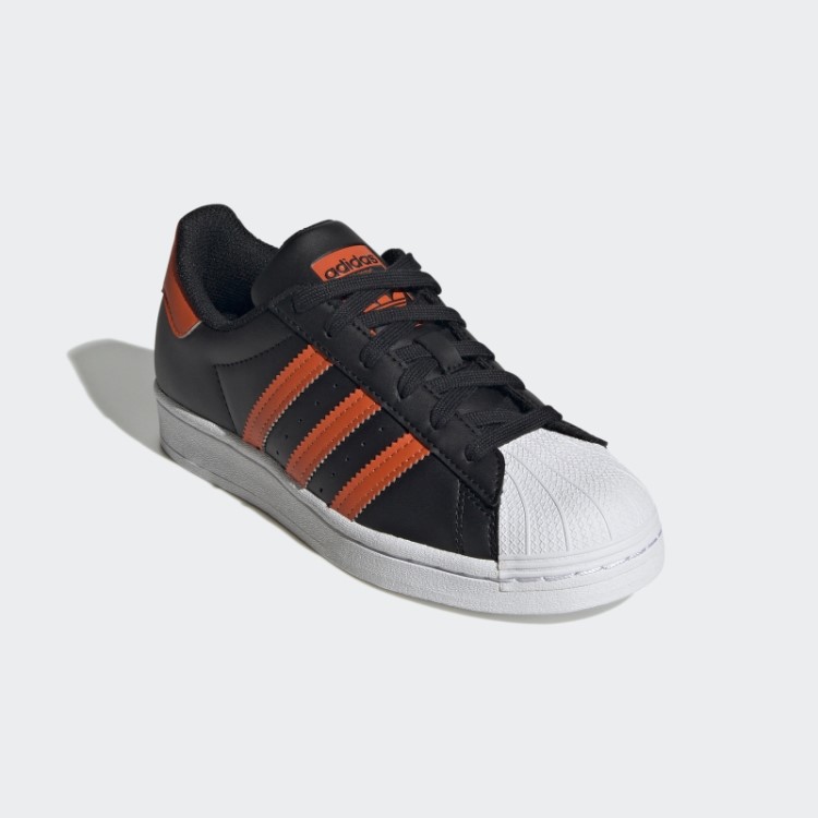 Tênis Adidas Laranja Superstar