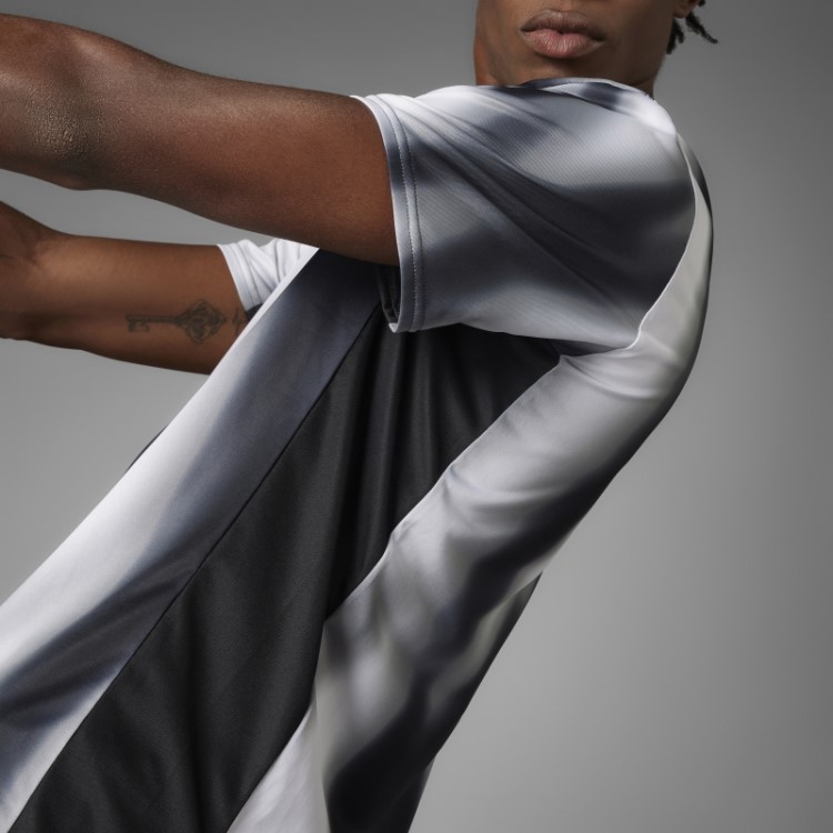 Quebre A Norma T-shirt Adidas Cinza